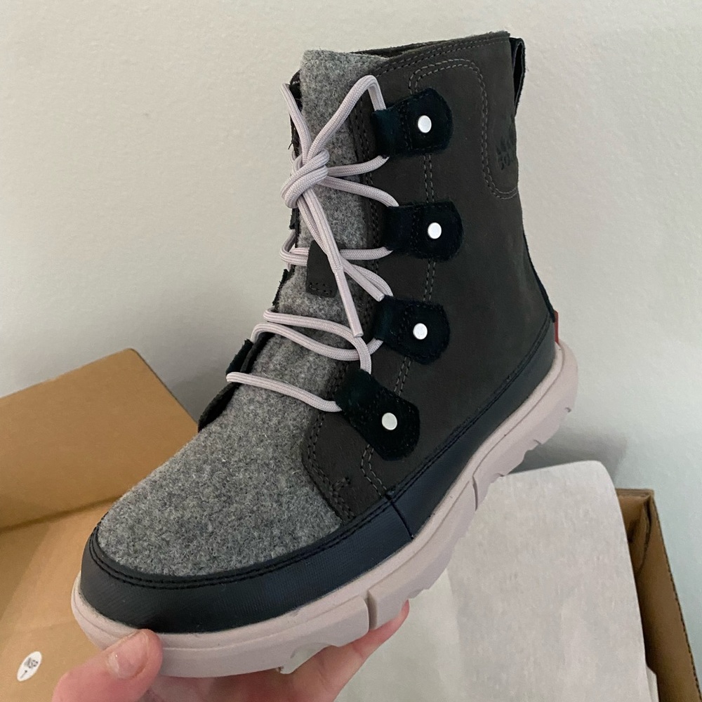 Brand New Sorel Explorer II Boots